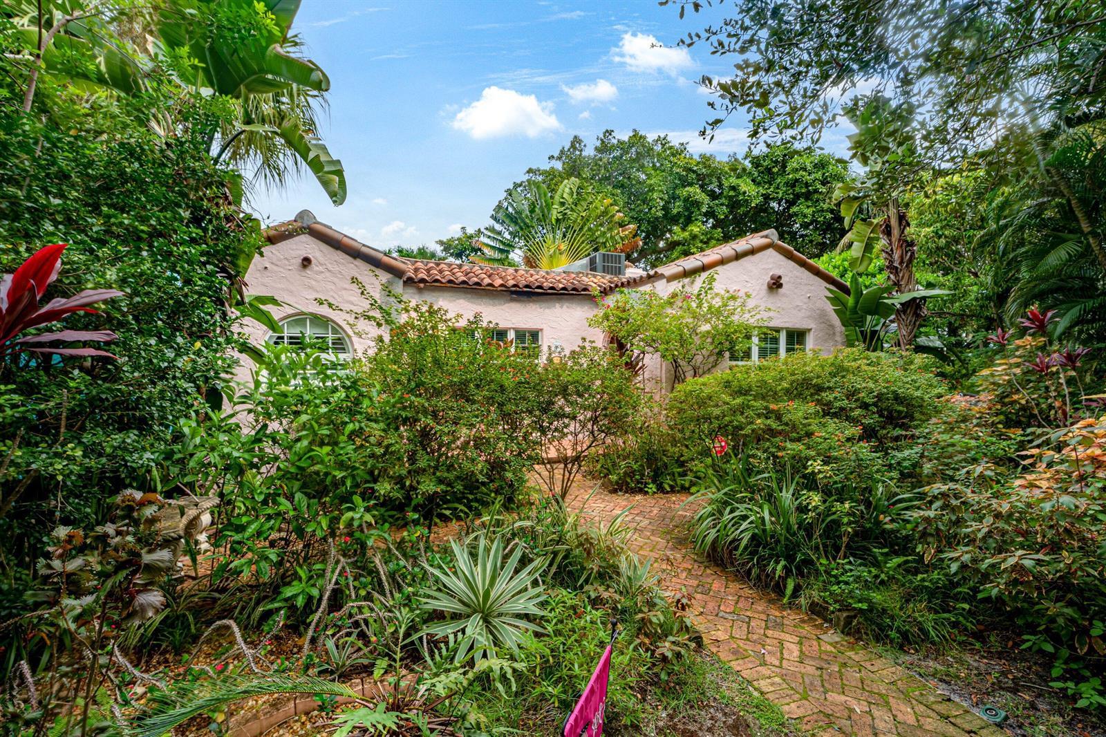 703 Sunset Road, West Palm Beach FL 33401 photo 3