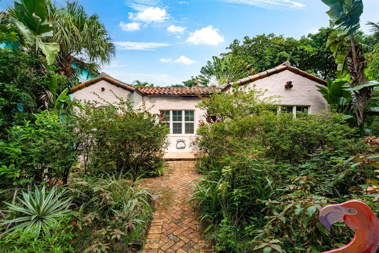 703 Sunset Road, West Palm Beach FL 33401 photo 4