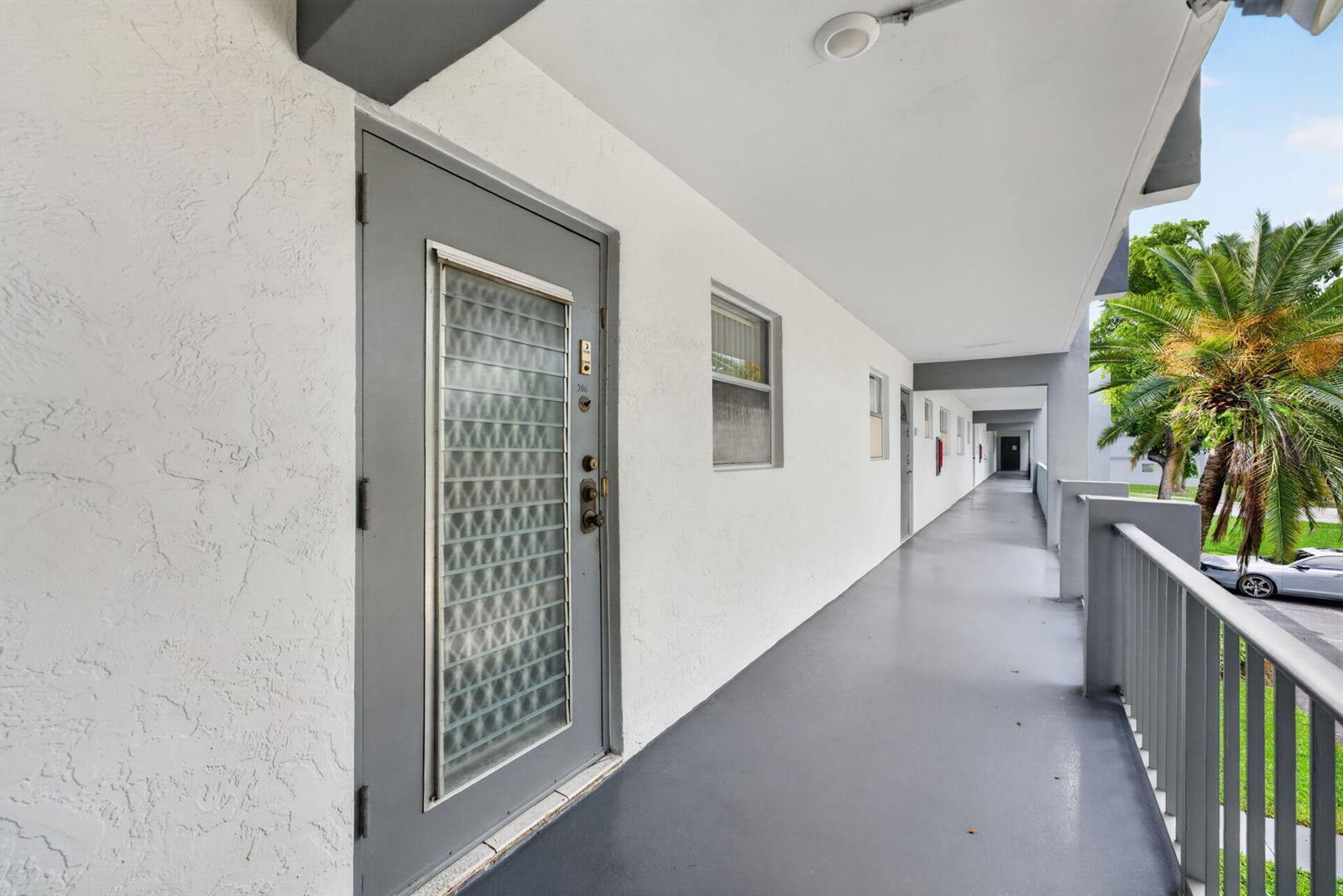 8321 SANDS POINT Boulevard # D206, Tamarac FL 33321 photo 5