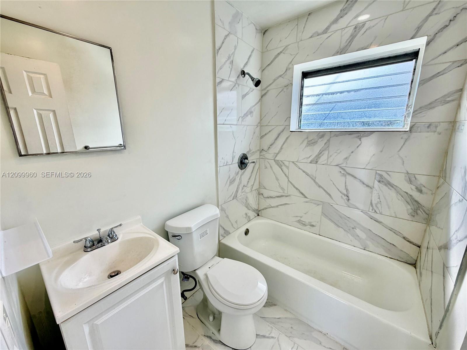 842 NW 8th St # 4, Hallandale Beach FL 33009 photo 3