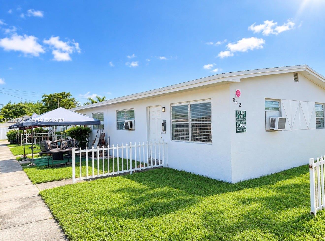 842 NW 8th St # 4, Hallandale Beach FL 33009