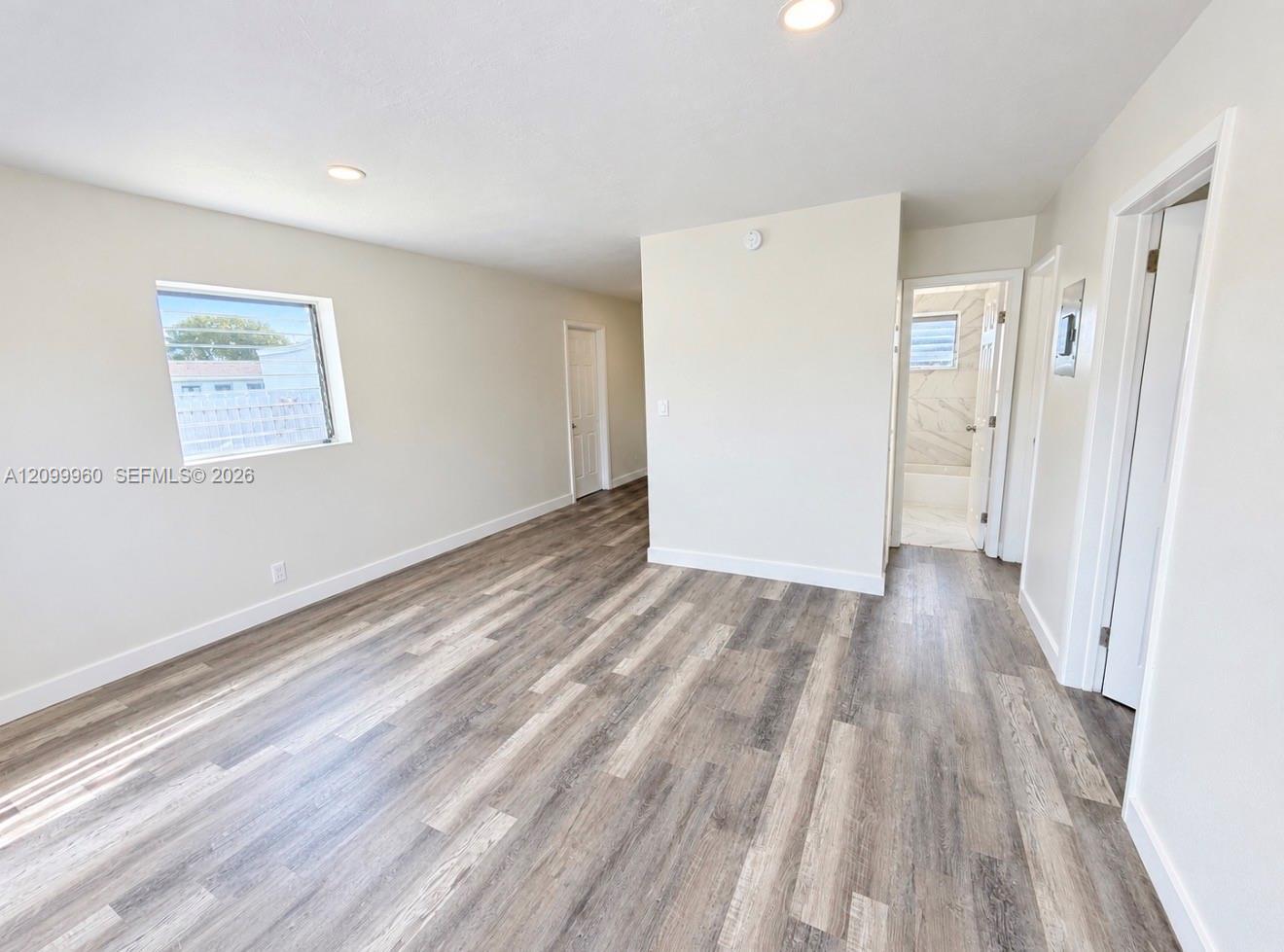 842 NW 8th St # 4, Hallandale Beach FL 33009 photo 5
