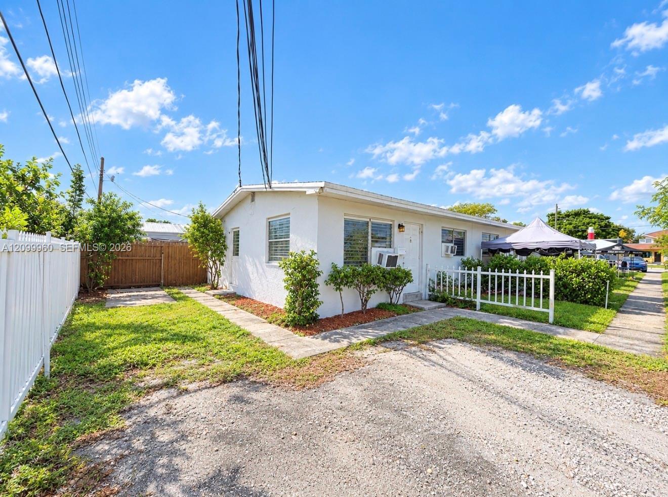 842 NW 8th St # 4, Hallandale Beach FL 33009 photo 4