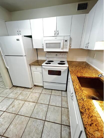 6289 LEAR Drive # 302, Lake Worth FL 33462 photo 4