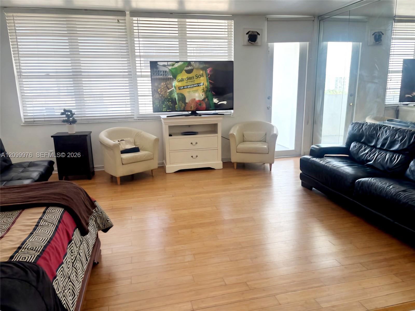 100 Lincoln Rd # 812, Miami Beach FL 33139