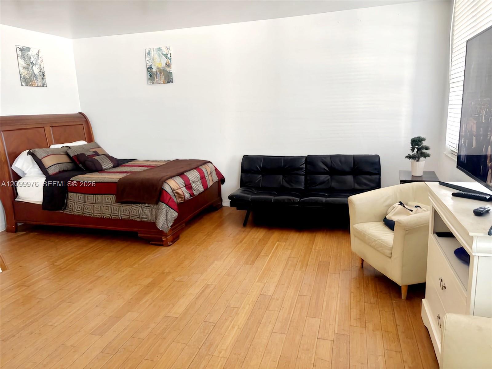 100 Lincoln Rd # 812, Miami Beach FL 33139 photo 4