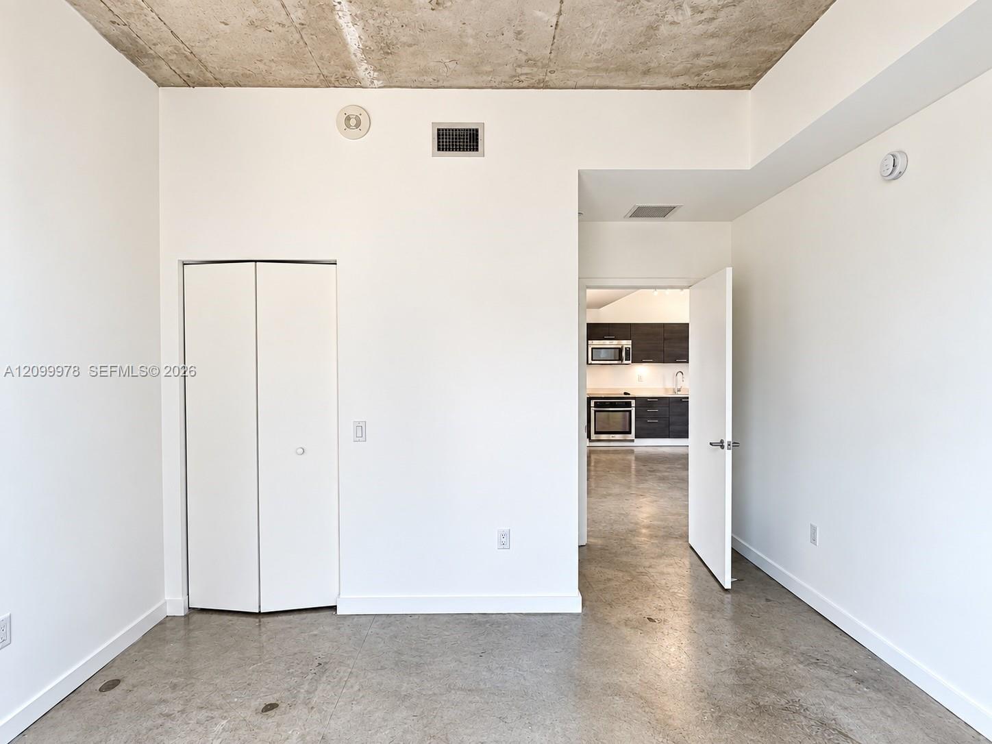 151 SE 1st St # 1202, Miami FL 33131 photo 5