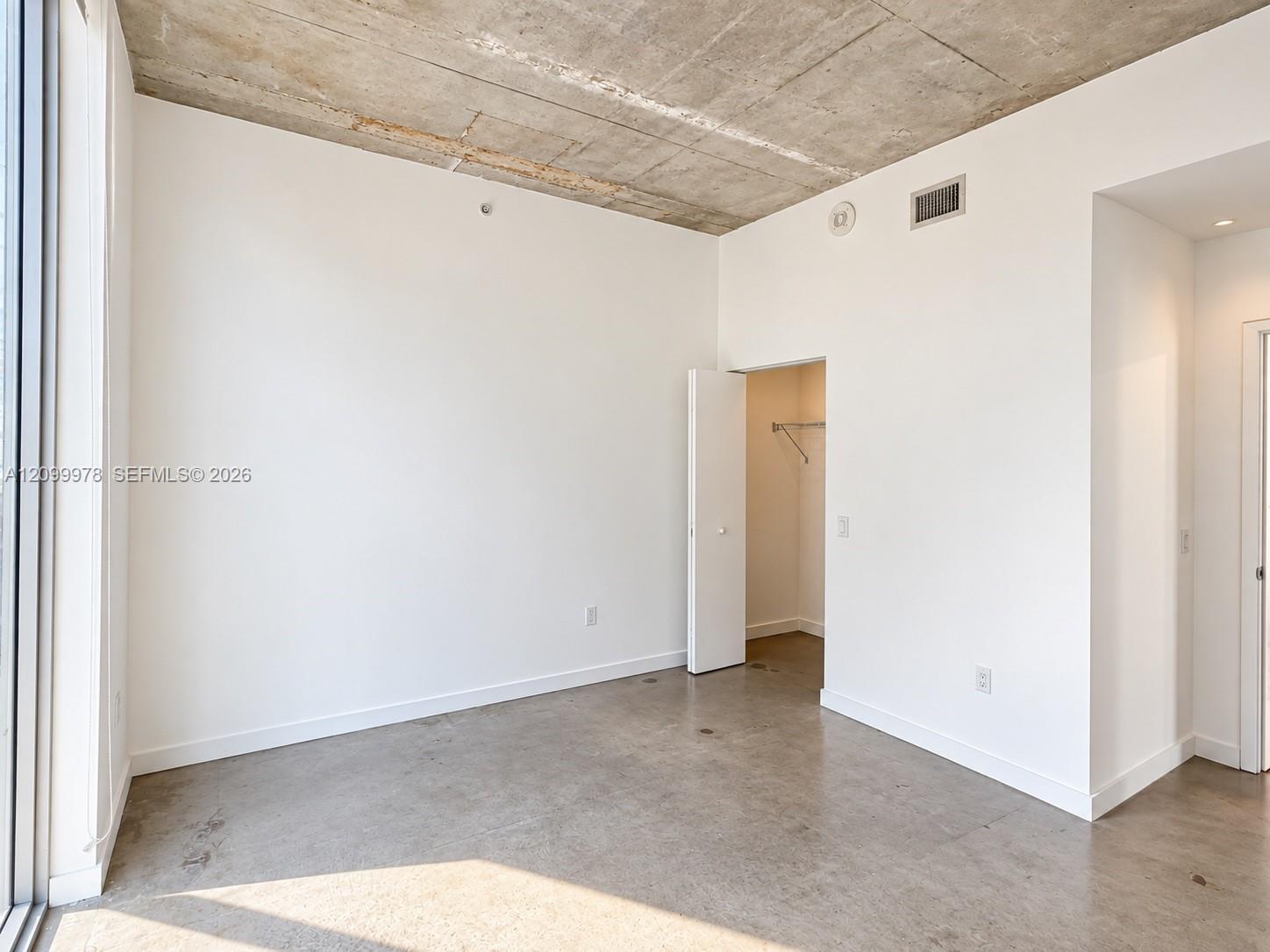 151 SE 1st St # 1202, Miami FL 33131 photo 4