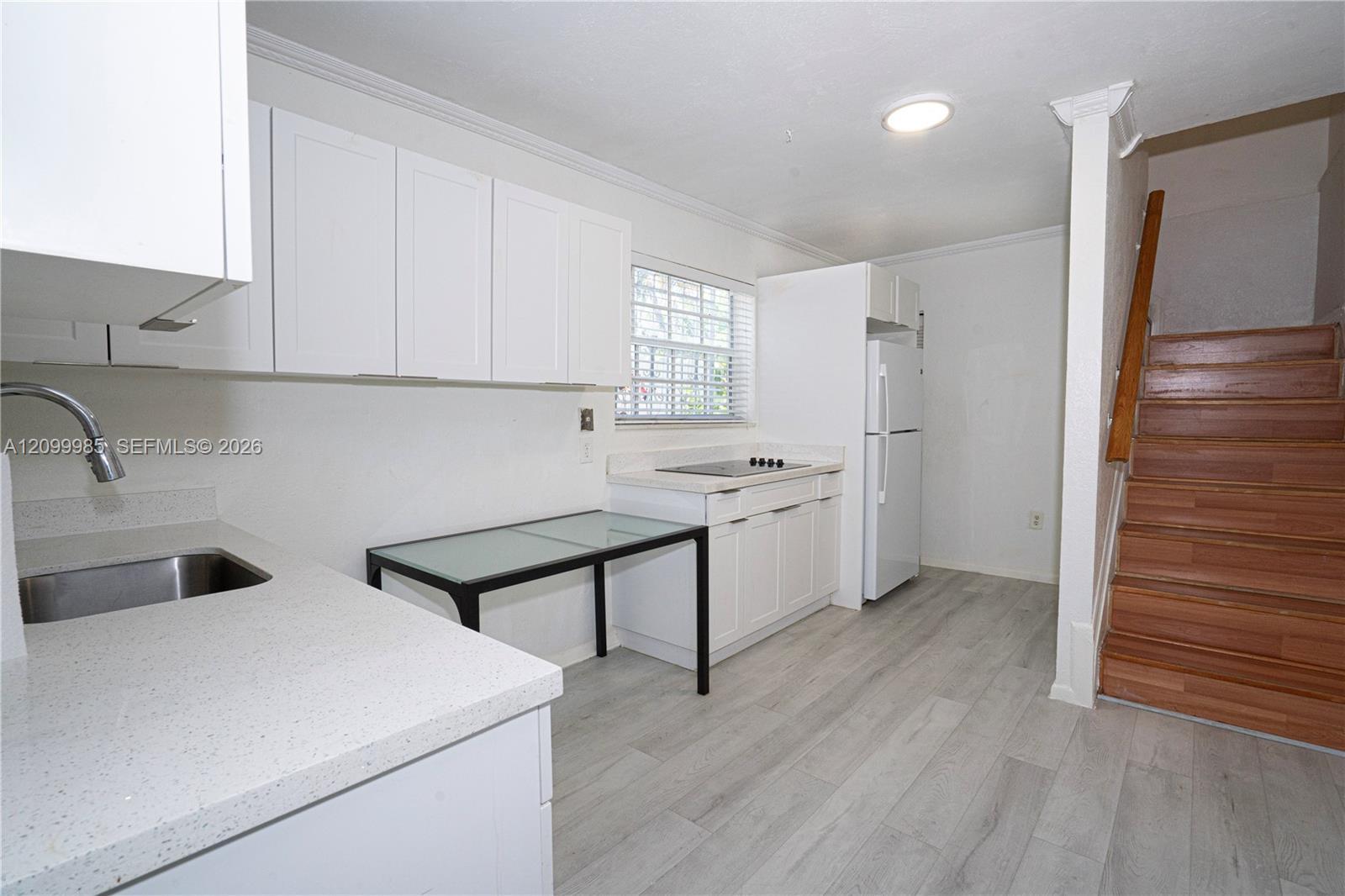 16990 NE 5th Ct # 2, North Miami Beach FL 33162 photo 2