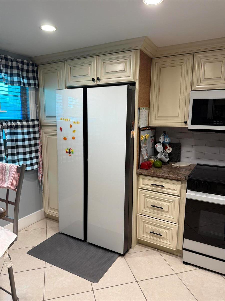 2402 Antigua Circle Unit g3, Coconut Creek FL 33066 photo 2