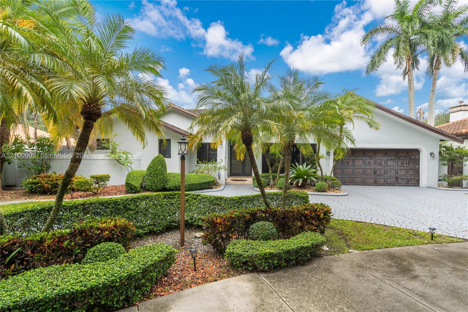 16583 NW 83rd Pl, Miami Lakes FL 33016 photo 3