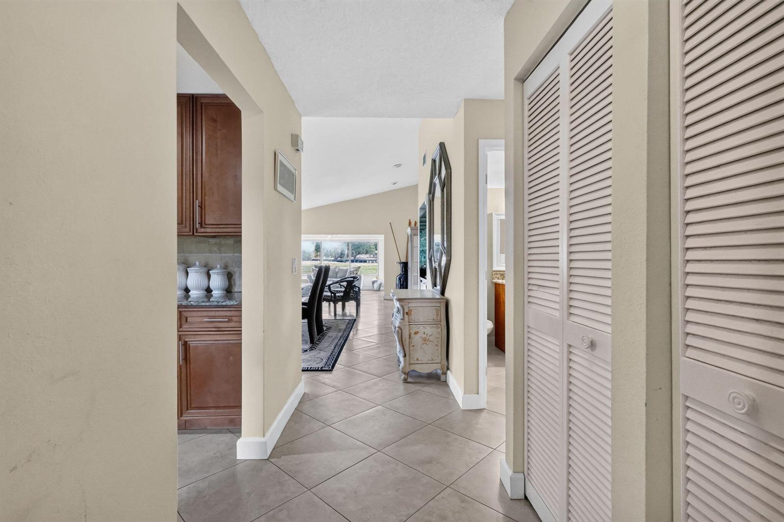 2 STRATFORD Drive E # A, Boynton Beach FL 33436 photo 4