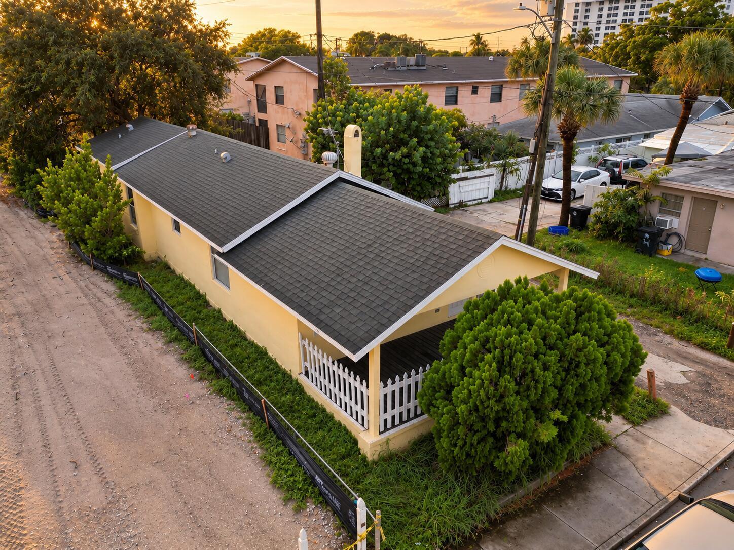 11 S D Street, FL 33460 photo 2