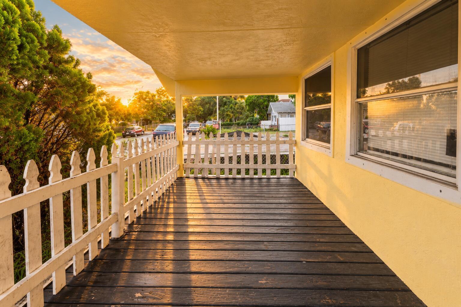 11 S D Street, FL 33460 photo 5