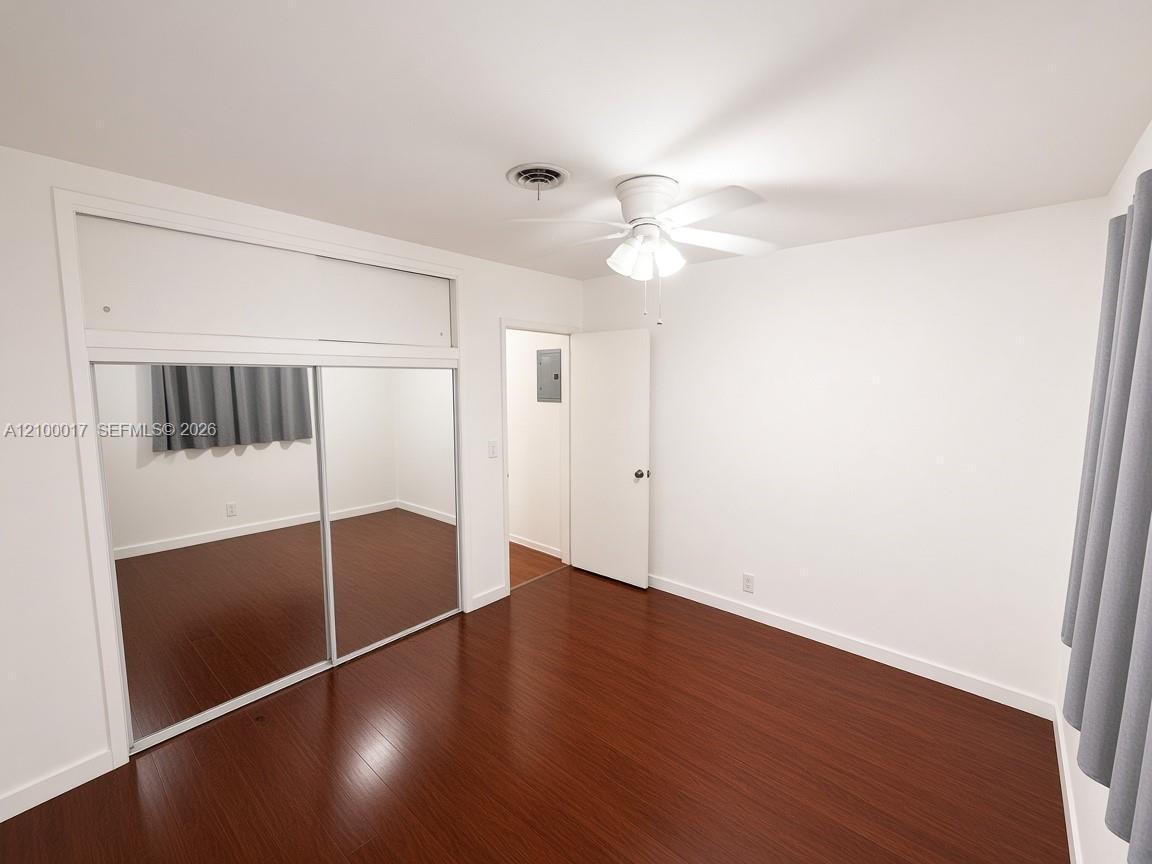 345 NW 32nd St # 345, Oakland Park FL 33309 photo 3