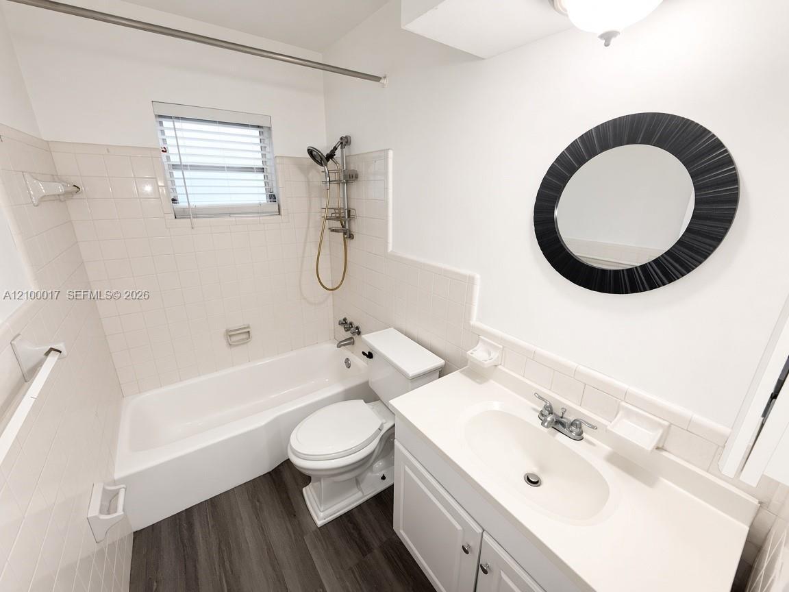 345 NW 32nd St # 345, Oakland Park FL 33309 photo 4