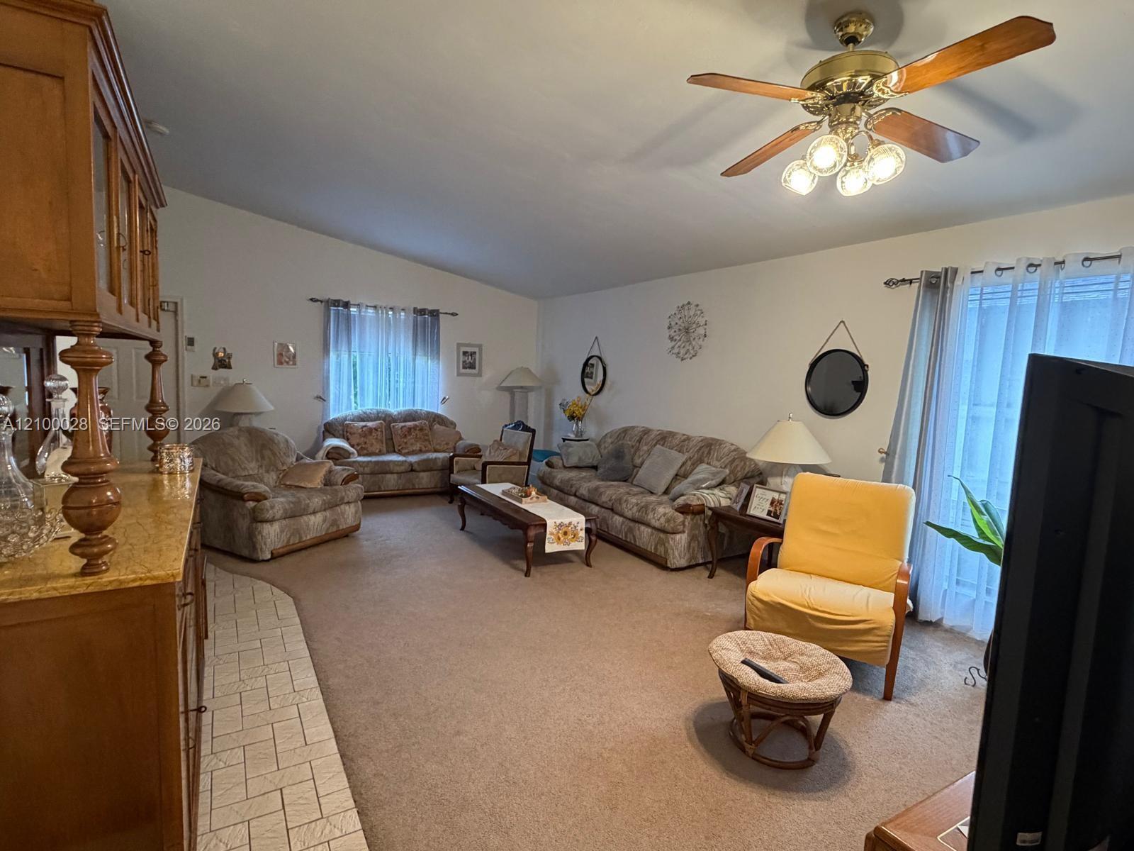 2607 Harding St, Hollywood FL 33020 photo 5