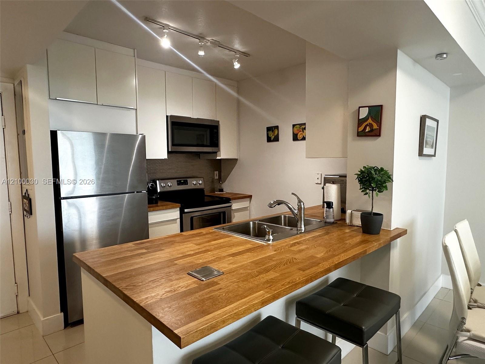 2665 SW 37th Ave # 1004, Miami FL 33133 photo 2