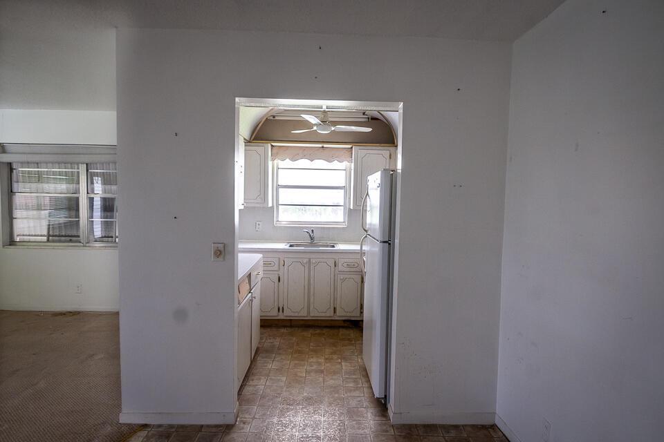 117 Kingswood F # 117, West Palm Beach FL 33417 photo 4