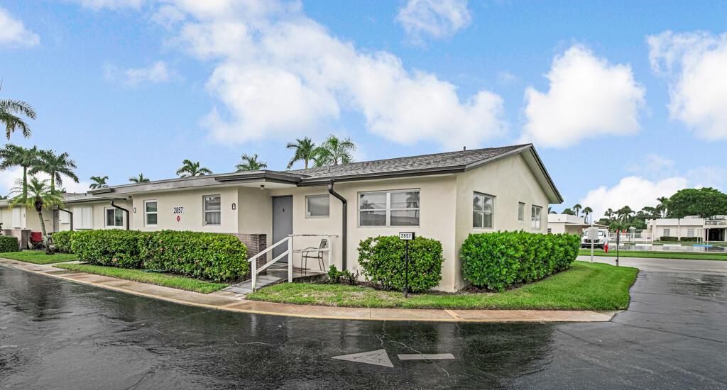 2857 W Ashley Drive W # A, West Palm Beach FL 33415