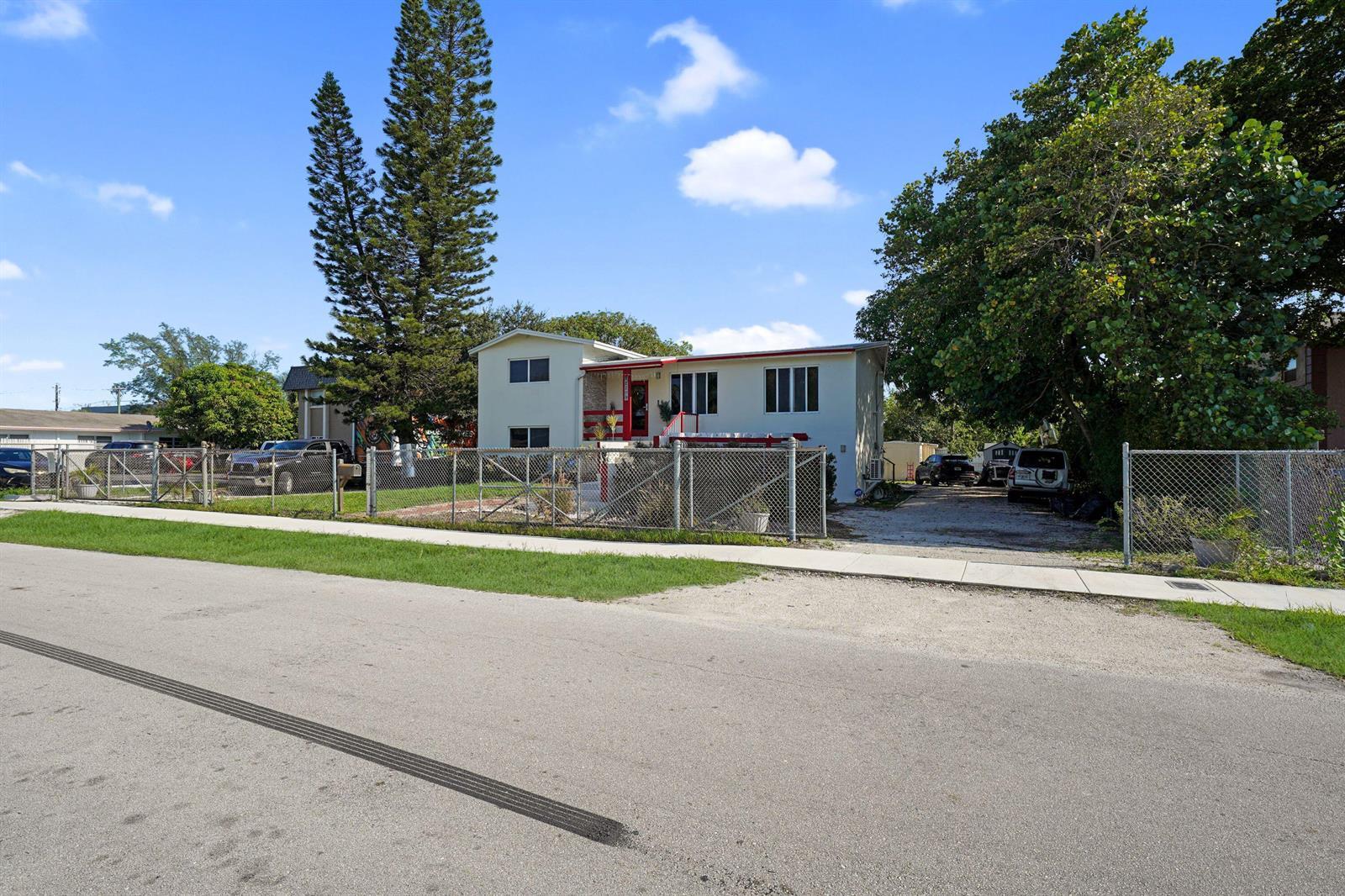 220 NW 42ND Street, Oakland Park FL 33309 photo 3