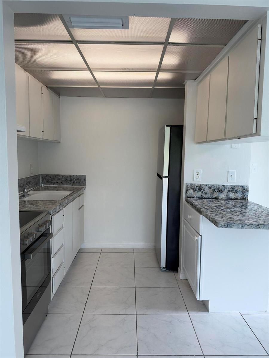100 SE 21ST Street # 8, Fort Lauderdale FL 33316 photo 3