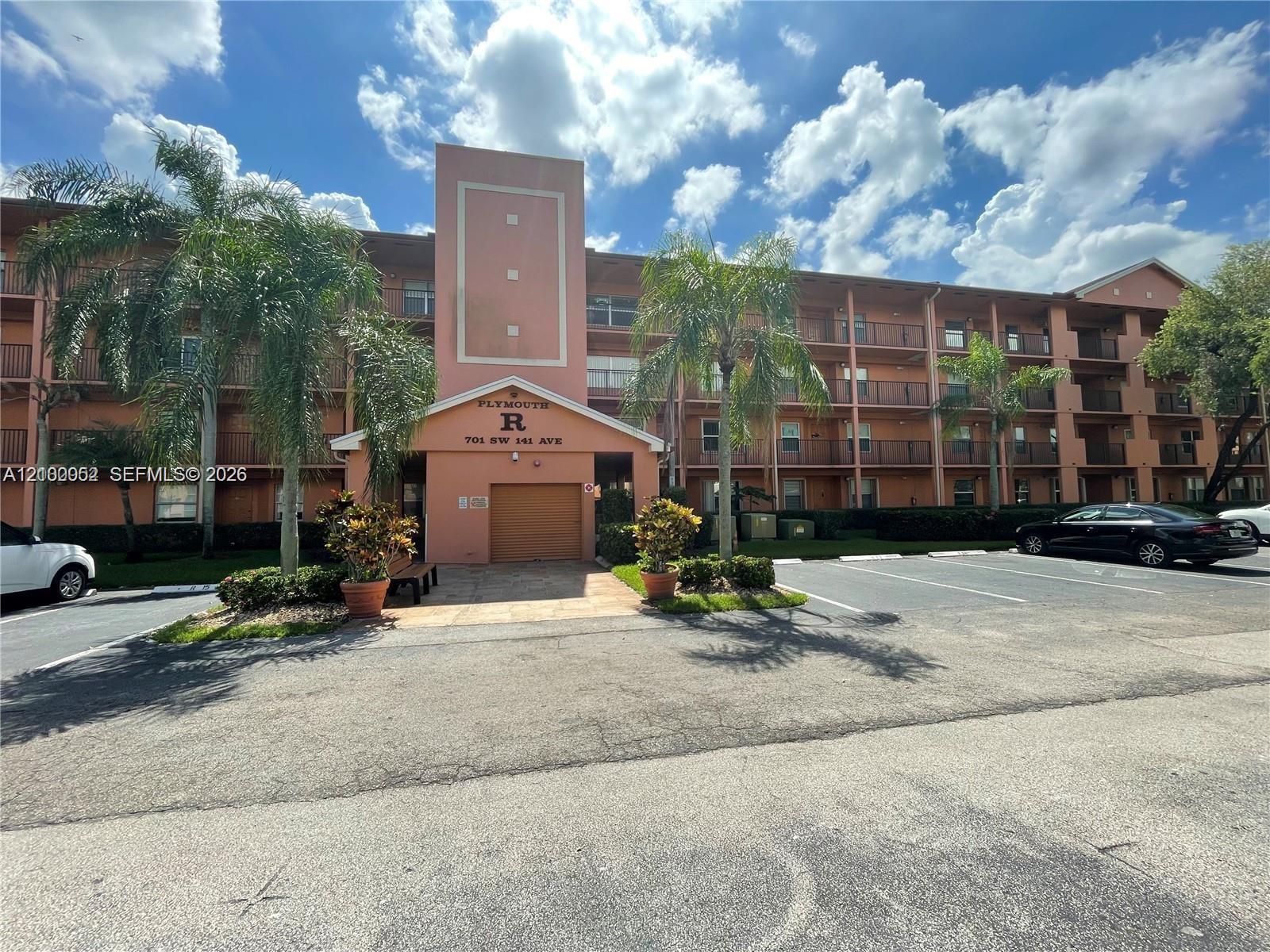 701 SW 141st Ave # 110R, Pembroke Pines FL 33027 photo 2