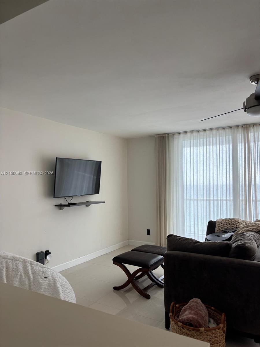 5401 Collins Ave # 1232, Miami Beach FL 33140 photo 4