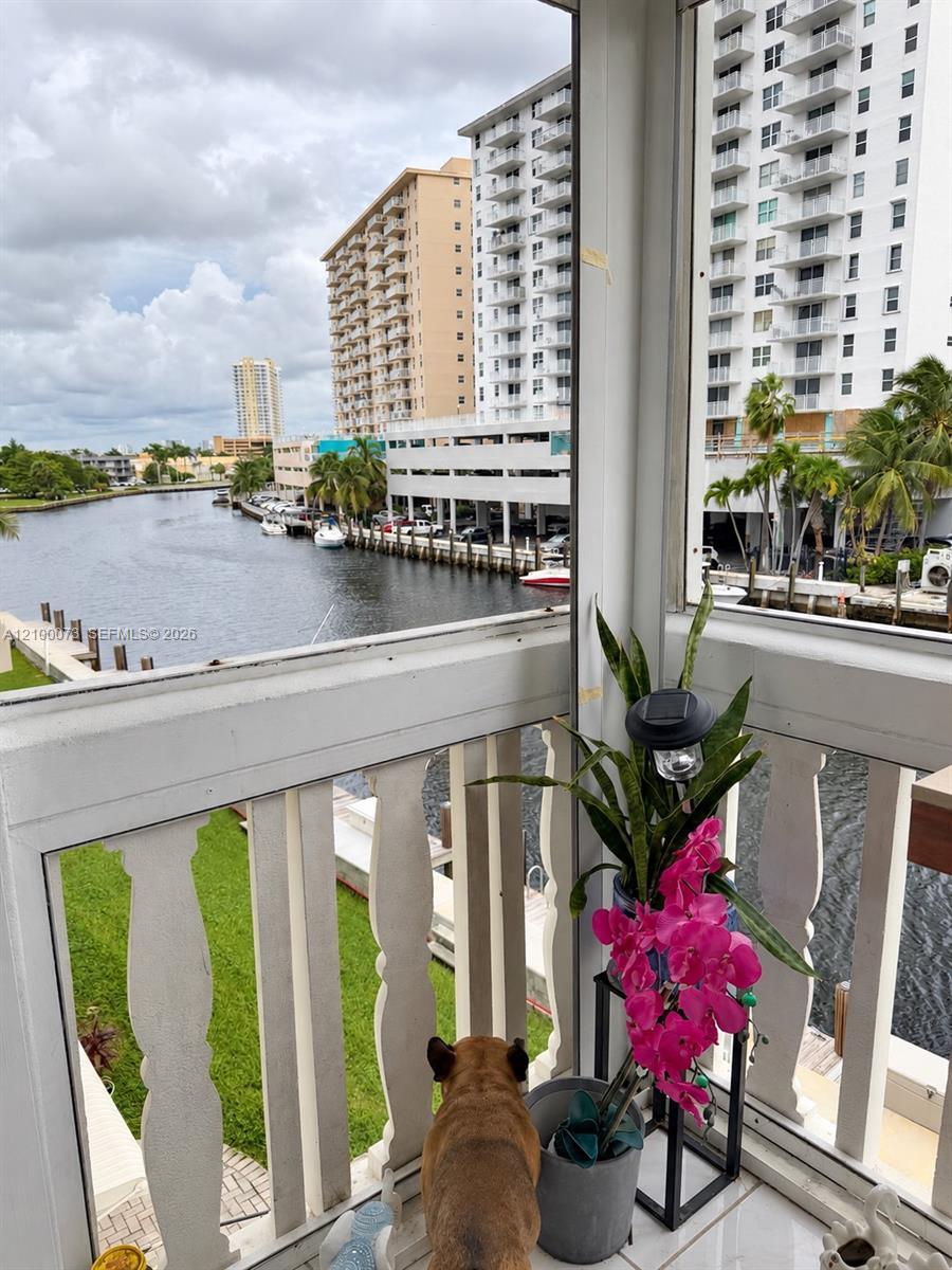 440 Paradise Isle Blvd # 306, Hallandale Beach FL 33009 photo 2
