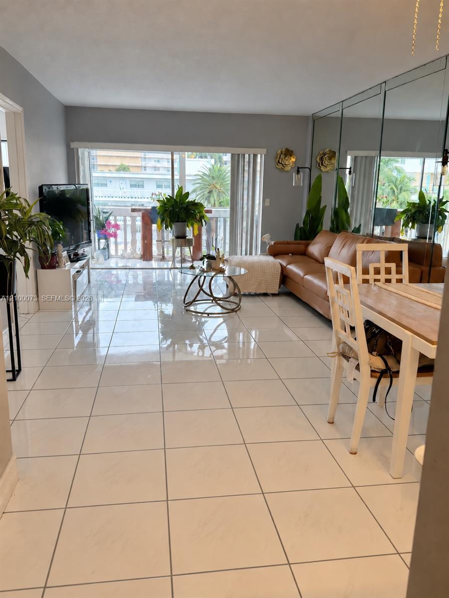 440 Paradise Isle Blvd # 306, Hallandale Beach FL 33009 photo 5