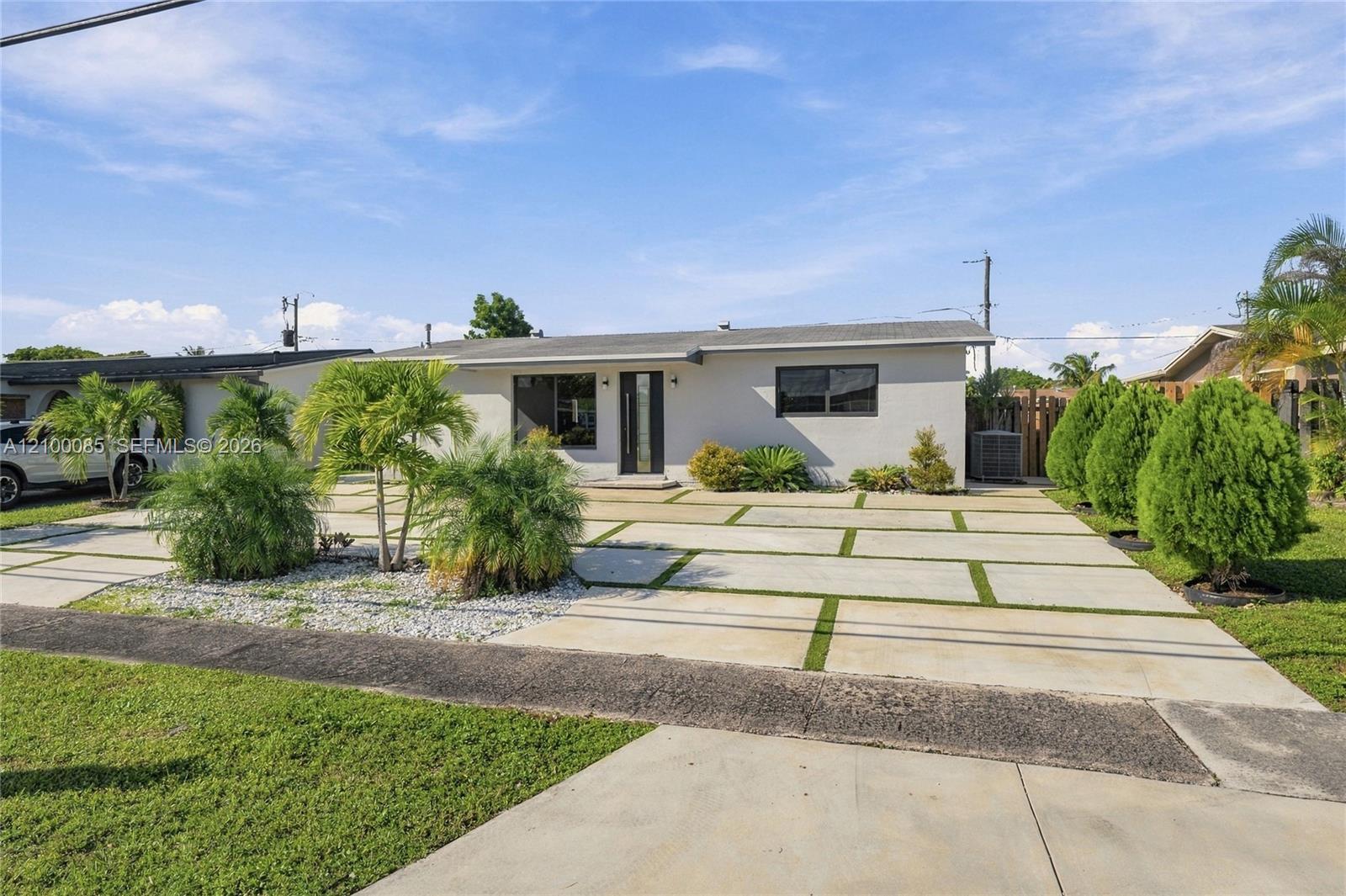 8921 NW 25th Ct, Sunrise FL 33322 photo 3