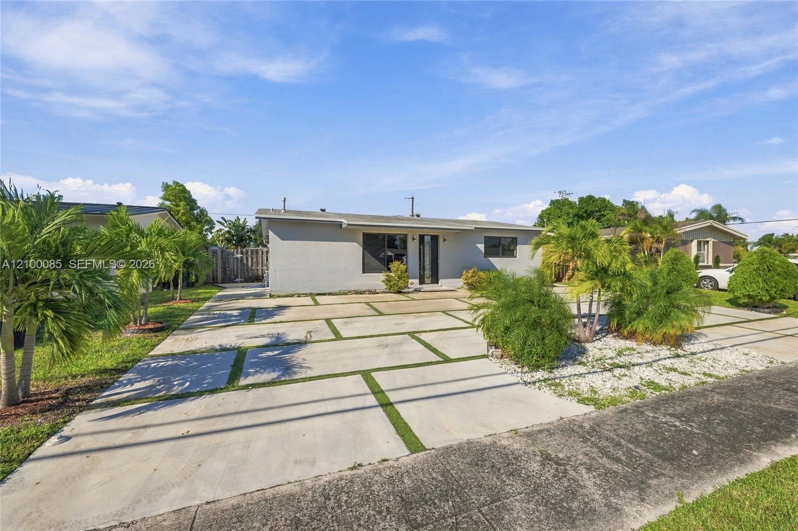 8921 NW 25th Ct, Sunrise FL 33322 photo 5