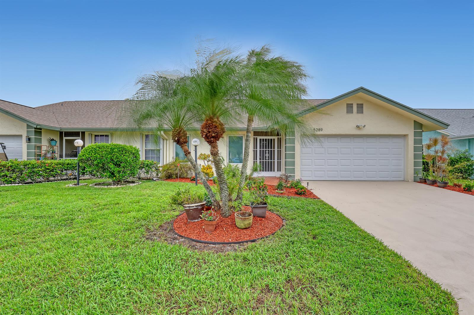 5289 Crystal Anne Drive, West Palm Beach FL 33417 photo 3