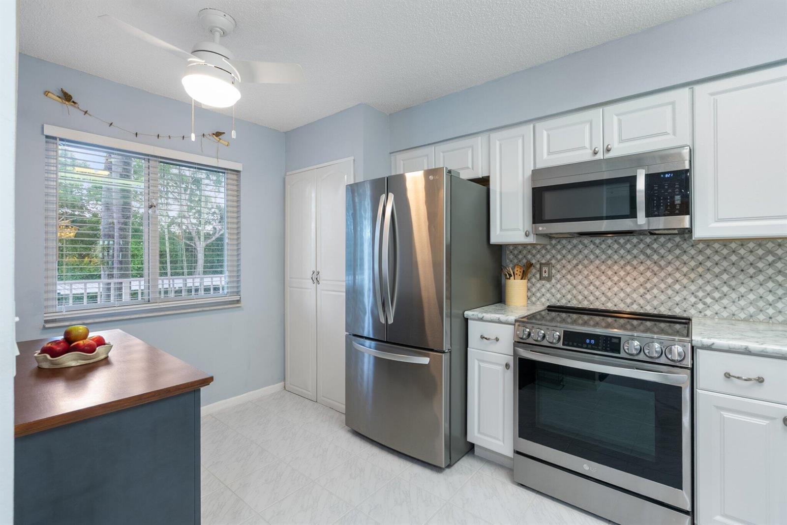 6096 HUNTWICK Terrace # 206, Delray Beach FL 33484 photo 3
