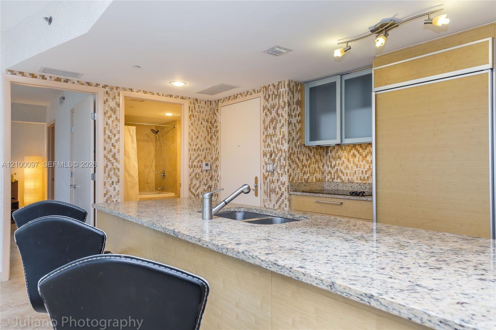 1830 S Ocean Dr # 1107, Hallandale Beach FL 33009 photo 2