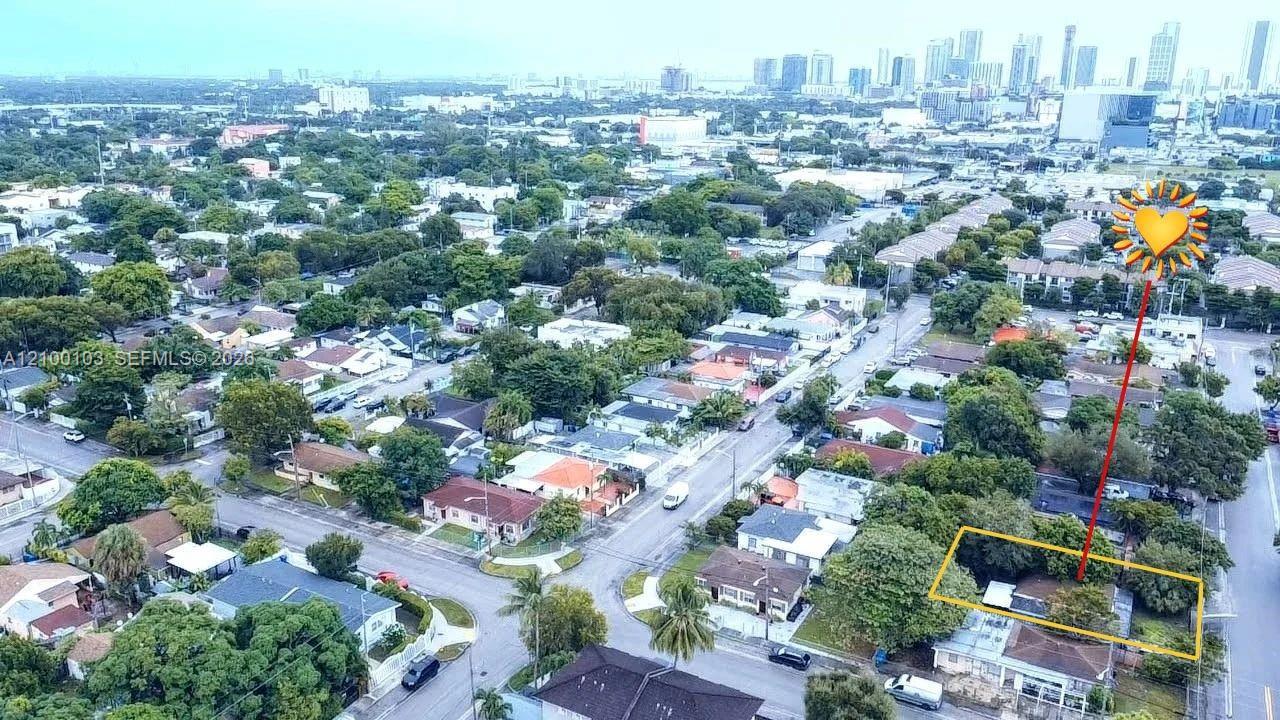 1085 NW 25th St, Miami FL 33127 photo 2