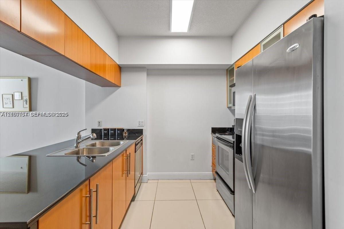 1750 N Bayshore Dr # 3003, Miami FL 33132 photo 2