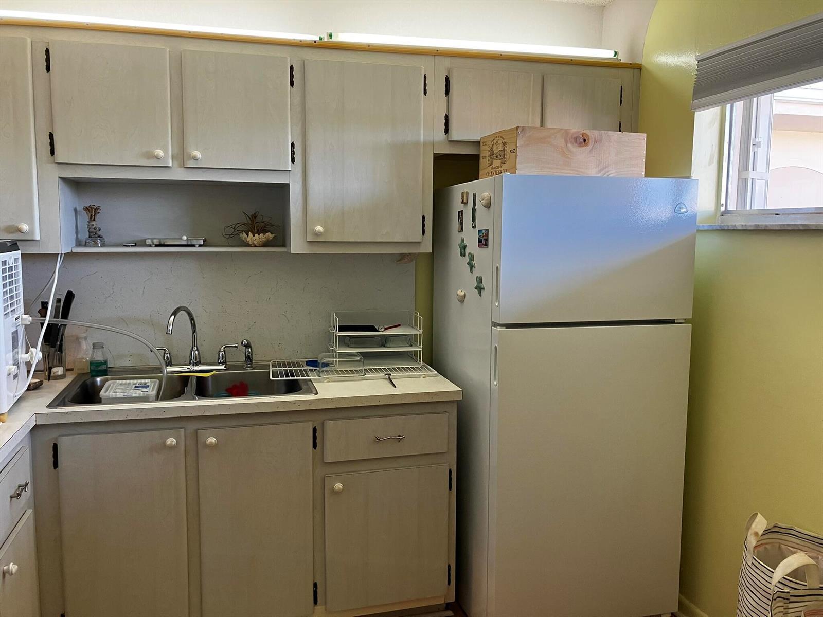 2615 GARDEN Drive N # 305, Lake Worth FL 33461 photo 3