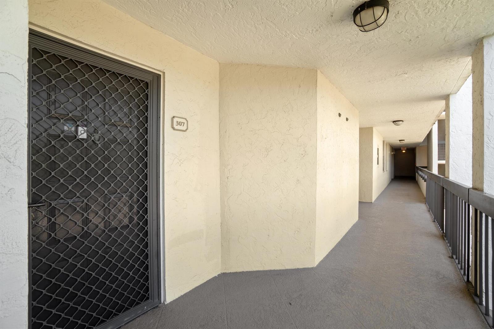 950 LAVERS Circle # F307, Delray Beach FL 33444 photo 3