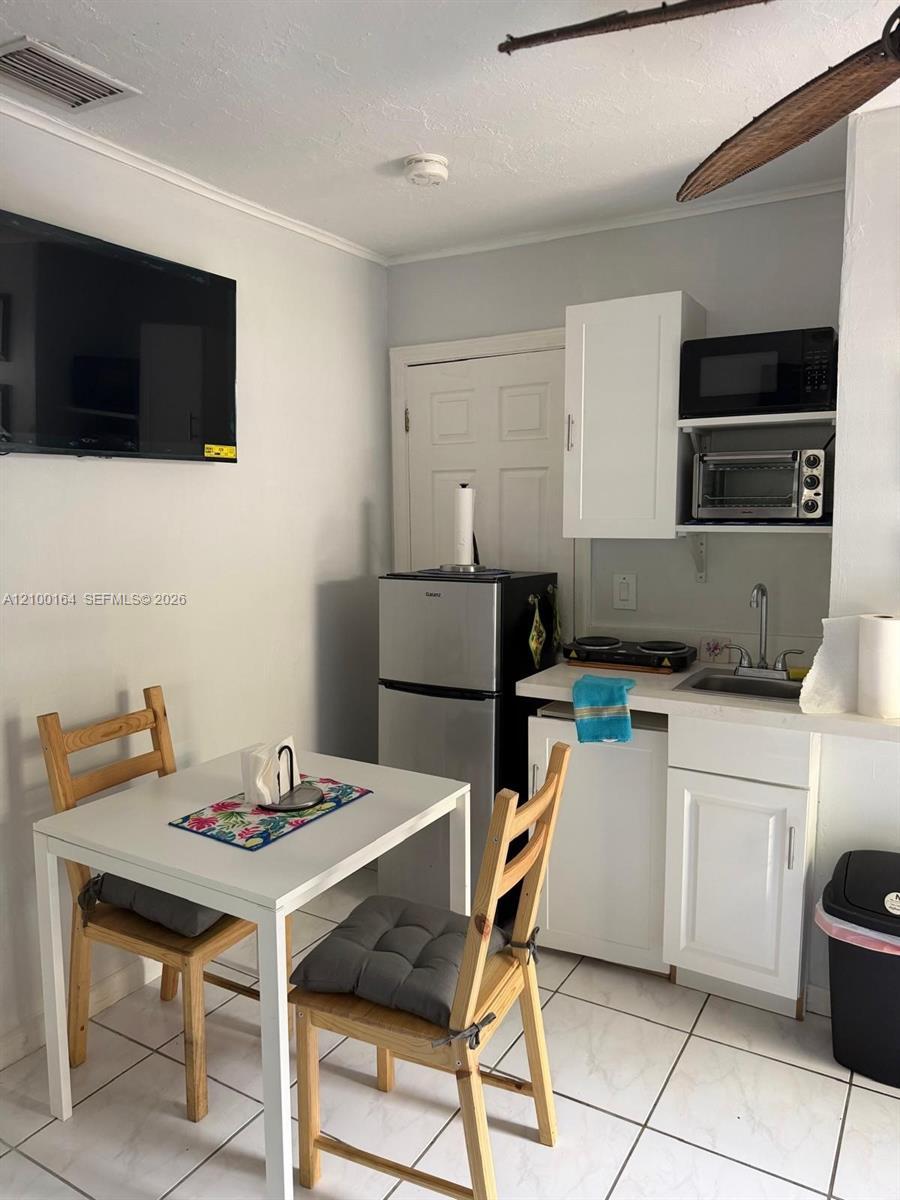 1570 NE 132nd Rd # A, North Miami FL 33161 photo 2