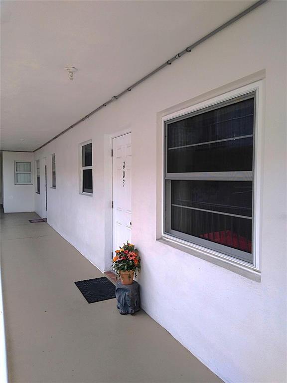 2010 FILLMORE Street # 303, Hollywood FL 33020 photo 3