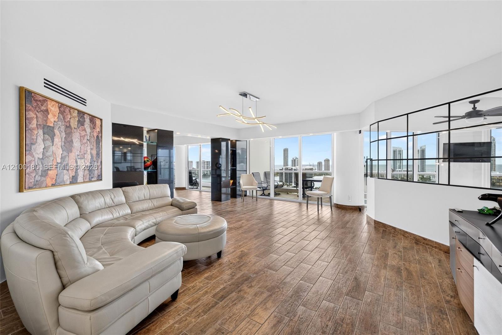 7000 Island Blvd # 2410, Aventura FL 33160 photo 3