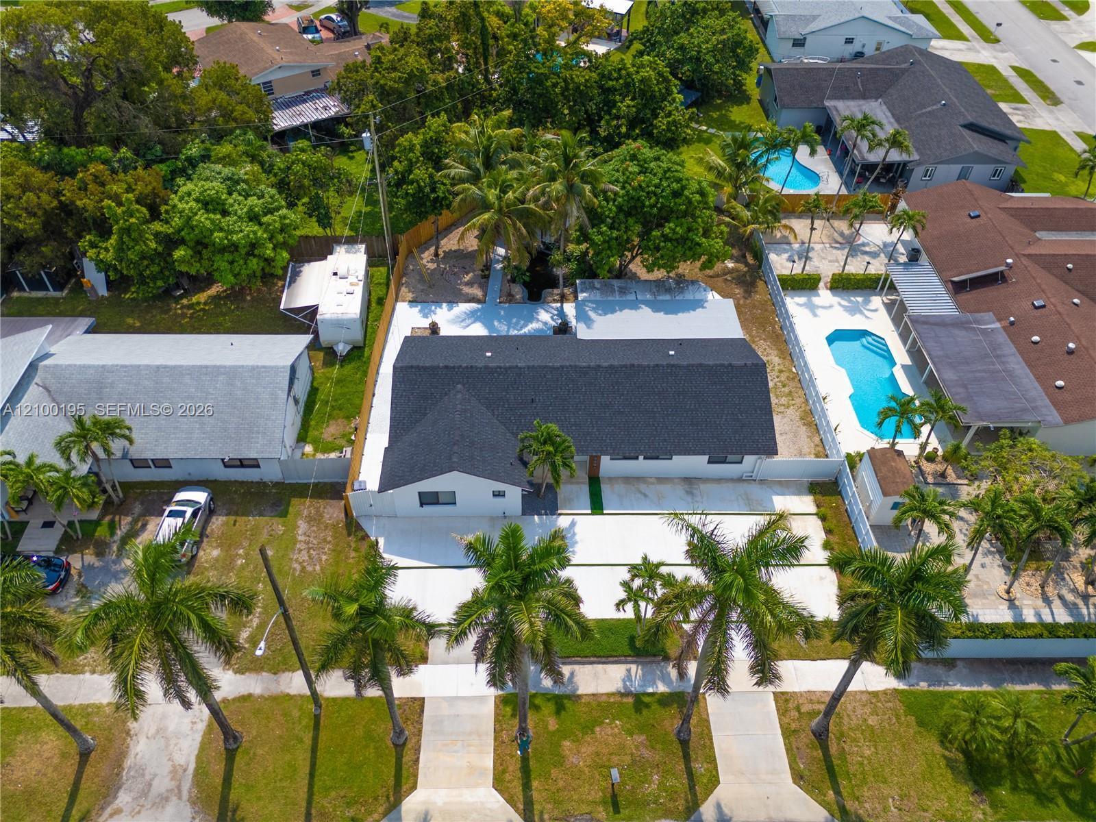 10830 SW 160th St, Miami FL 33157 photo 2