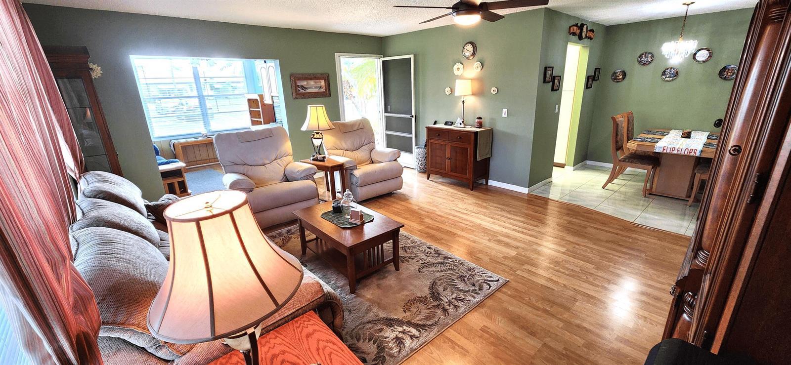 1042 NORTH Drive # D, Delray Beach FL 33445 photo 2