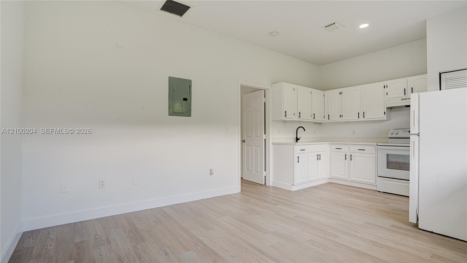1330 NW 5th St # 2, Miami FL 33125 photo 4