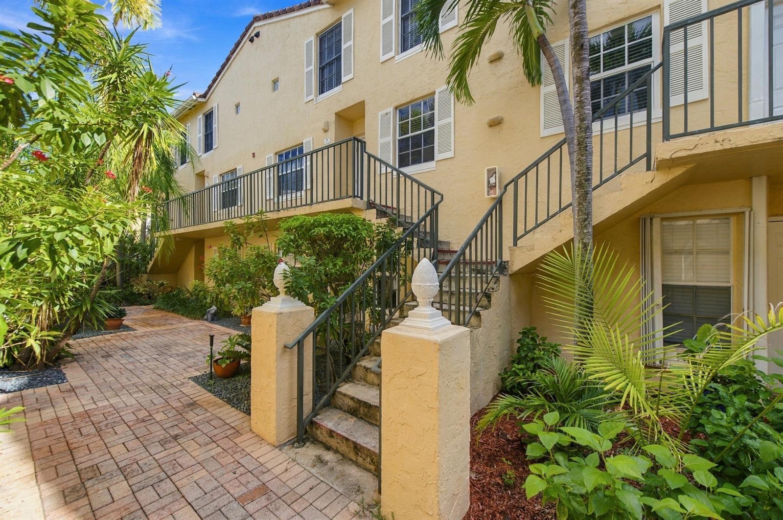 1010 LAKE SHORE Drive # 202, Lake Park FL 33403 photo 3