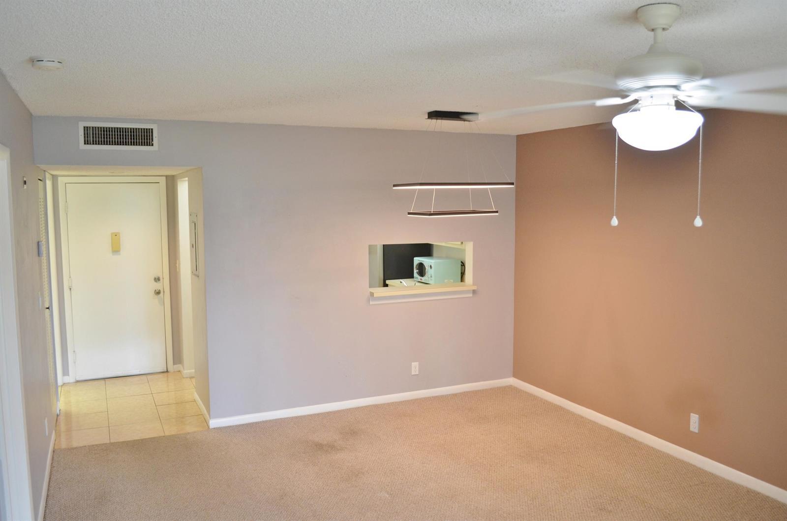 5130 Las Verdes Circle # 121, Delray Beach FL 33484 photo 3