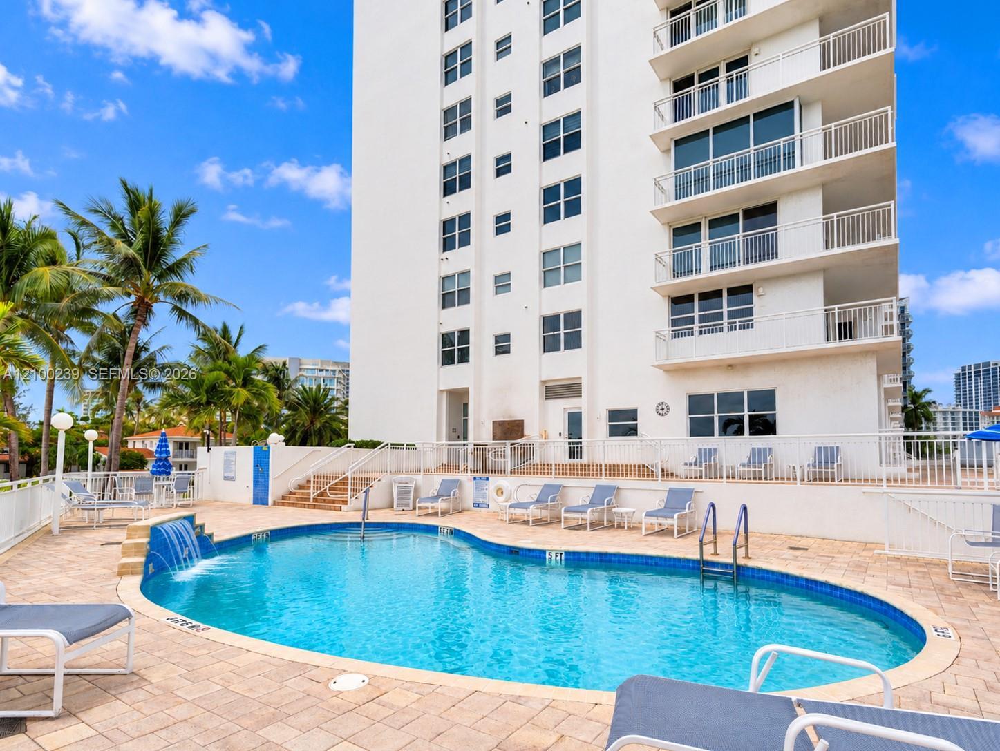 511 Bayshore Dr # 310, Fort Lauderdale FL 33304 photo 2