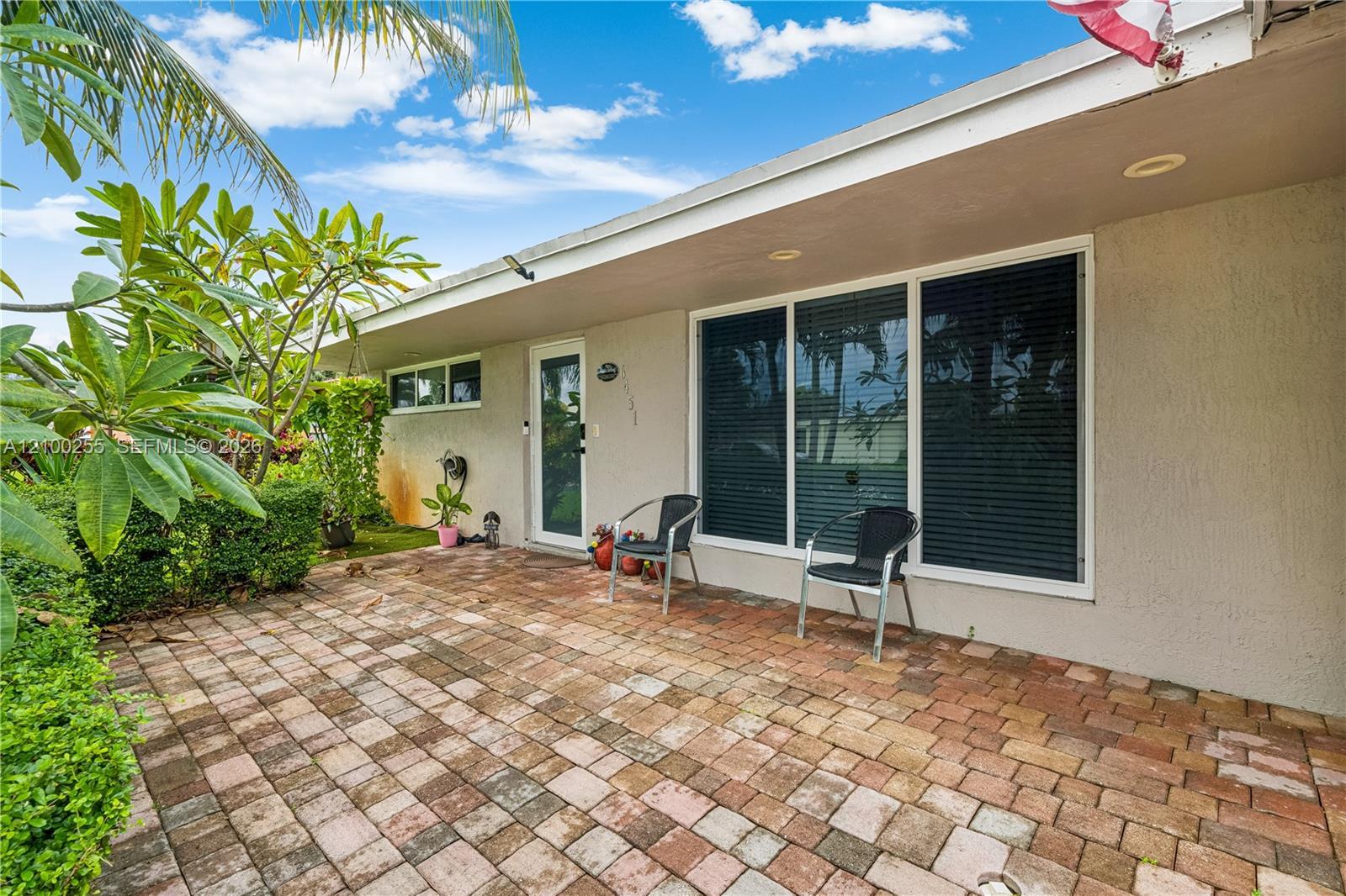 6451 Scott St, Hollywood FL 33024 photo 4
