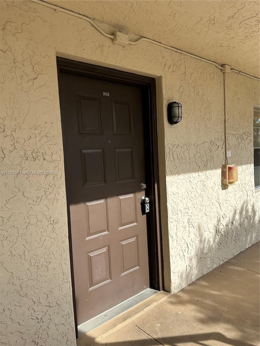 2477 NW 89th Dr # 302, Coral Springs FL 33065